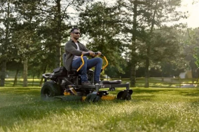 Cub Cadet Ultima ZT1 42″ 547cc Zero Turn Mower